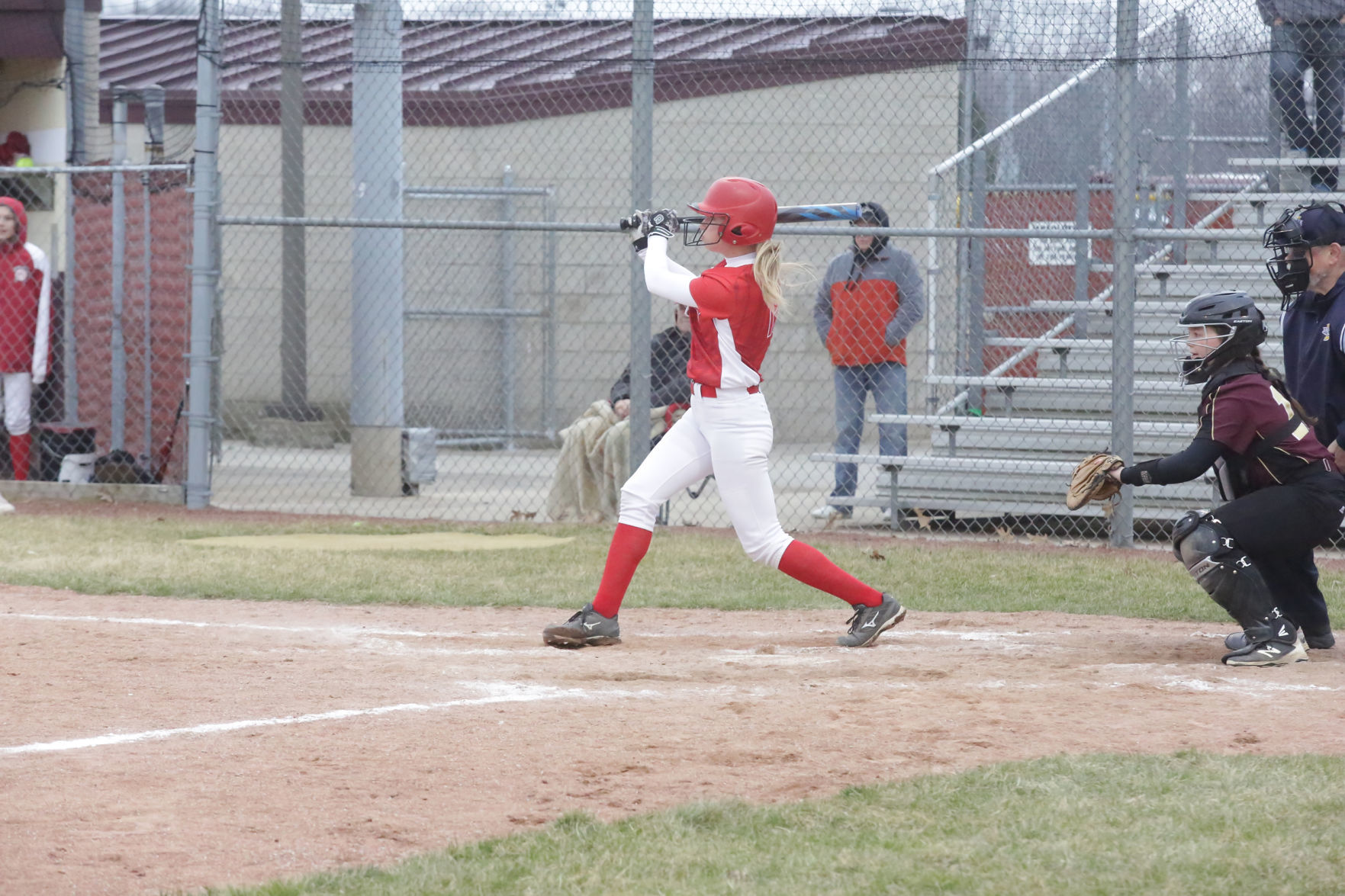 Gallery Bulldogs vs Trojans in softball
